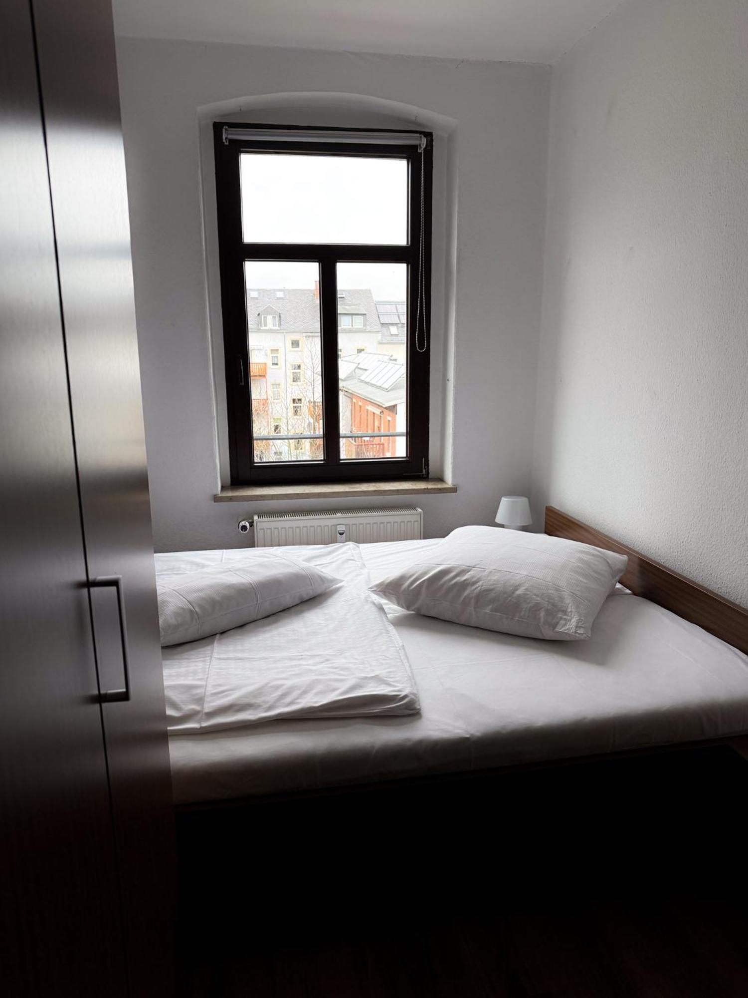 Alexxanders Apartments & Studios Chemnitz  Pokoj fotografie